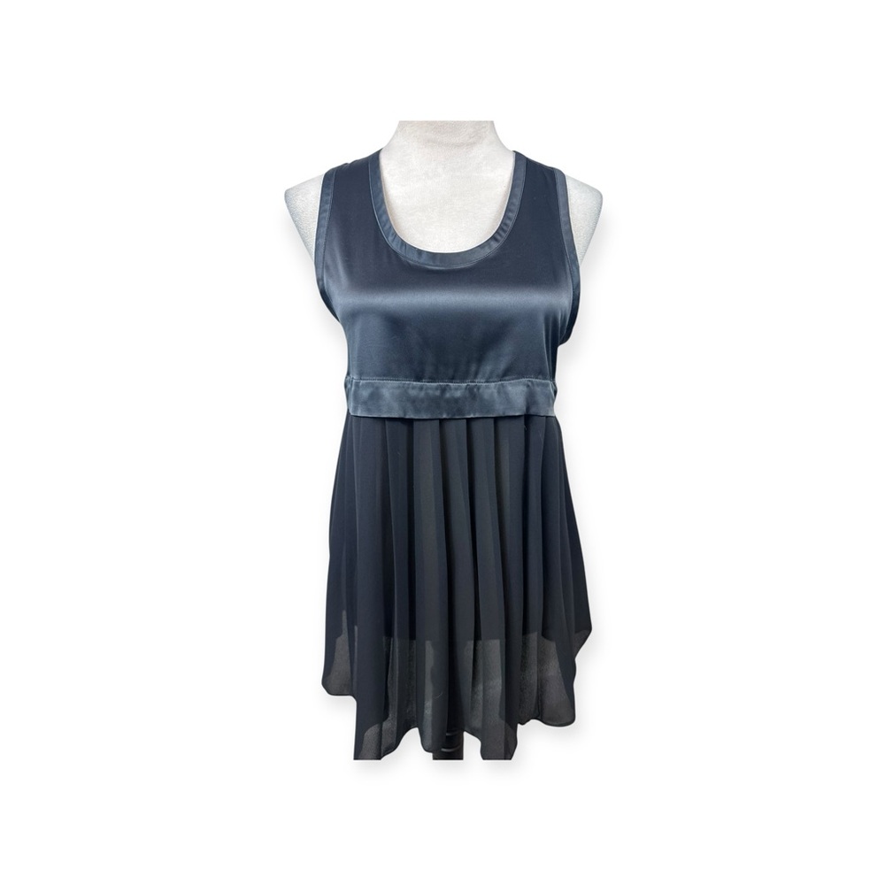 Akira Chicago red label Black sleeveless top with flowing bottom size medium
